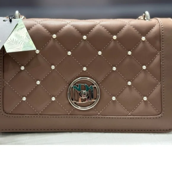 NWT Badgley Mischka pearled crossbody - Picture 2 of 4